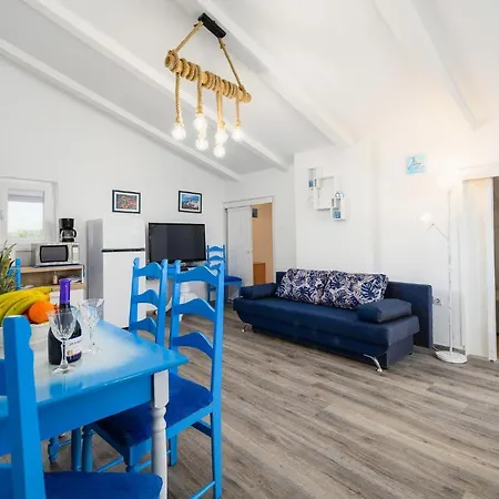 Apartman Three-bedroom In Porec