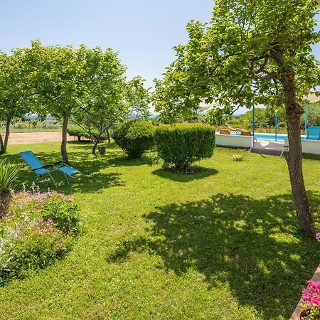 Three-bedroom In Porec *