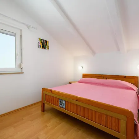 Apartment Three-bedroom In Porec Tar-Vabriga
