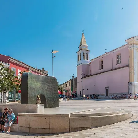 Three-bedroom In Porec * Tar-Vabriga