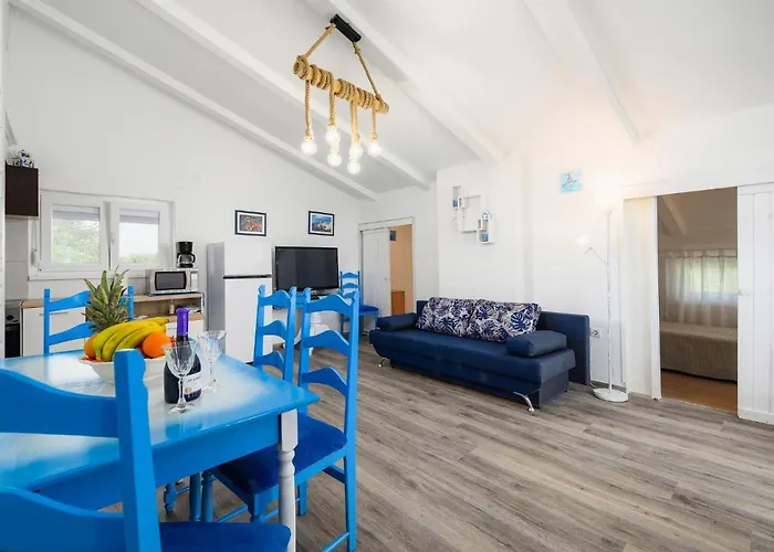 아파트 Three-bedroom In Porec