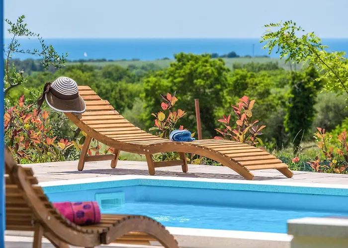 Three-bedroom In Porec Tar-Vabriga