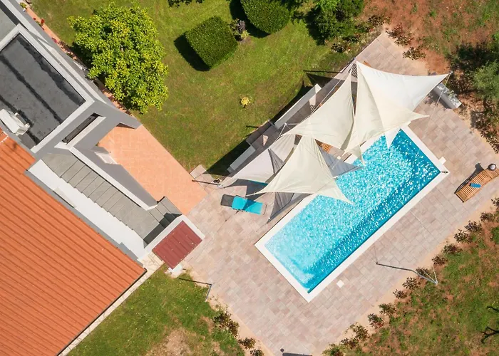 Three-bedroom In Porec Appartement Tar-Vabriga