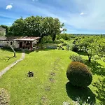 Daire Three-bedroom In Porec *