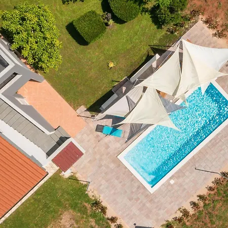 Three-bedroom In Porec Διαμέρισμα Tar-Vabriga
